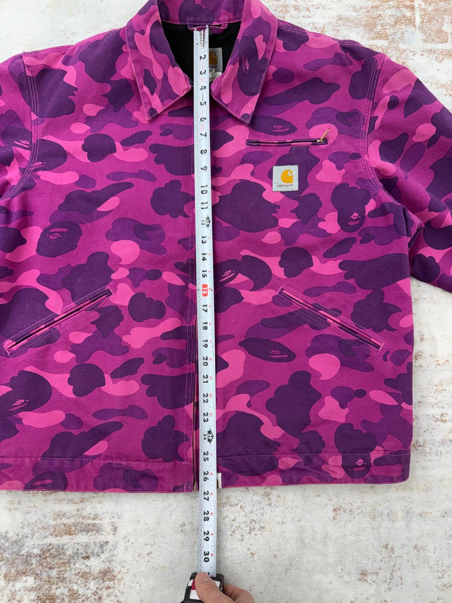 Vintage Carhartt x Bape Detroit jacket sizs XL( fit size L )