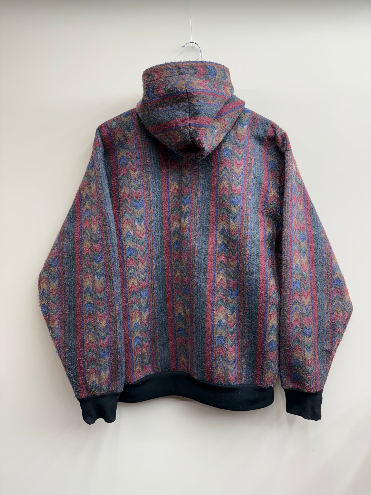 Vintage Carhartt Southwestern Aztec Navajo Hooded Jacket β VERY RARE β XL π΅π₯( Fit size L)