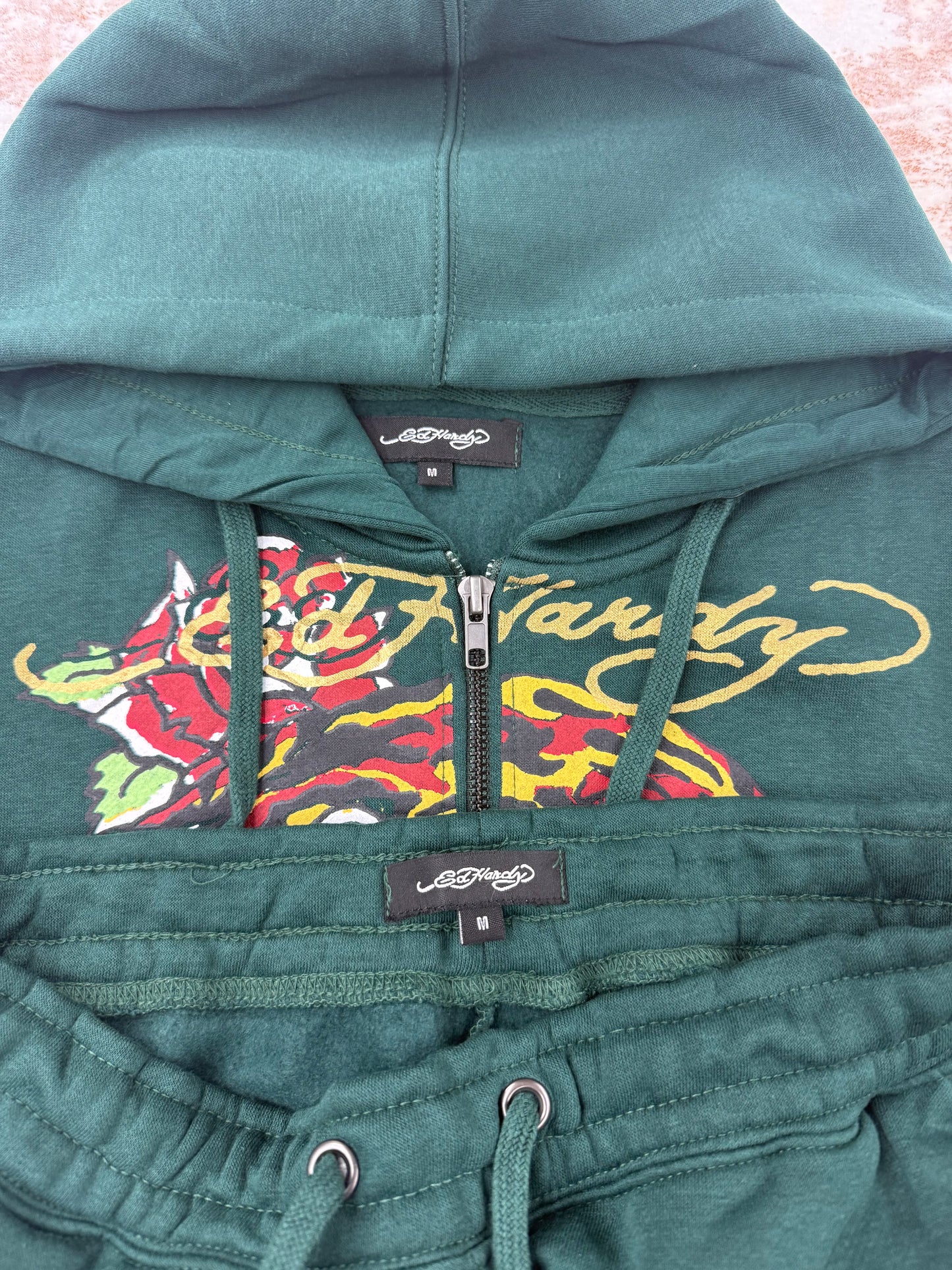 Y2k ed hardy tracksuit set size XS/S/M/L( like new)