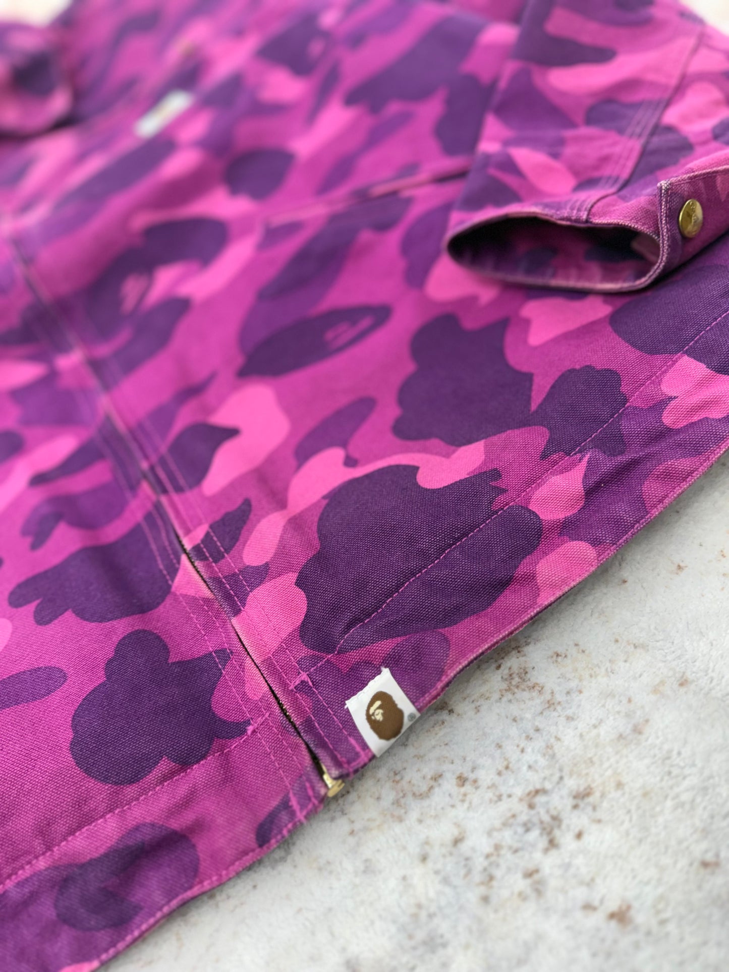 Vintage Carhartt x Bape Detroit jacket sizs XL( fit size L )