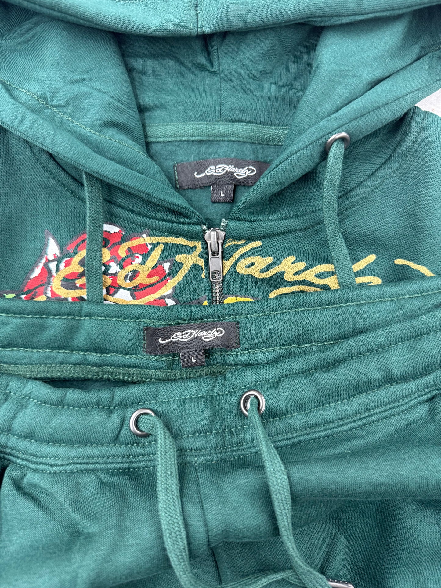 Y2k ed hardy tracksuit set size XS/S/M/L( like new)
