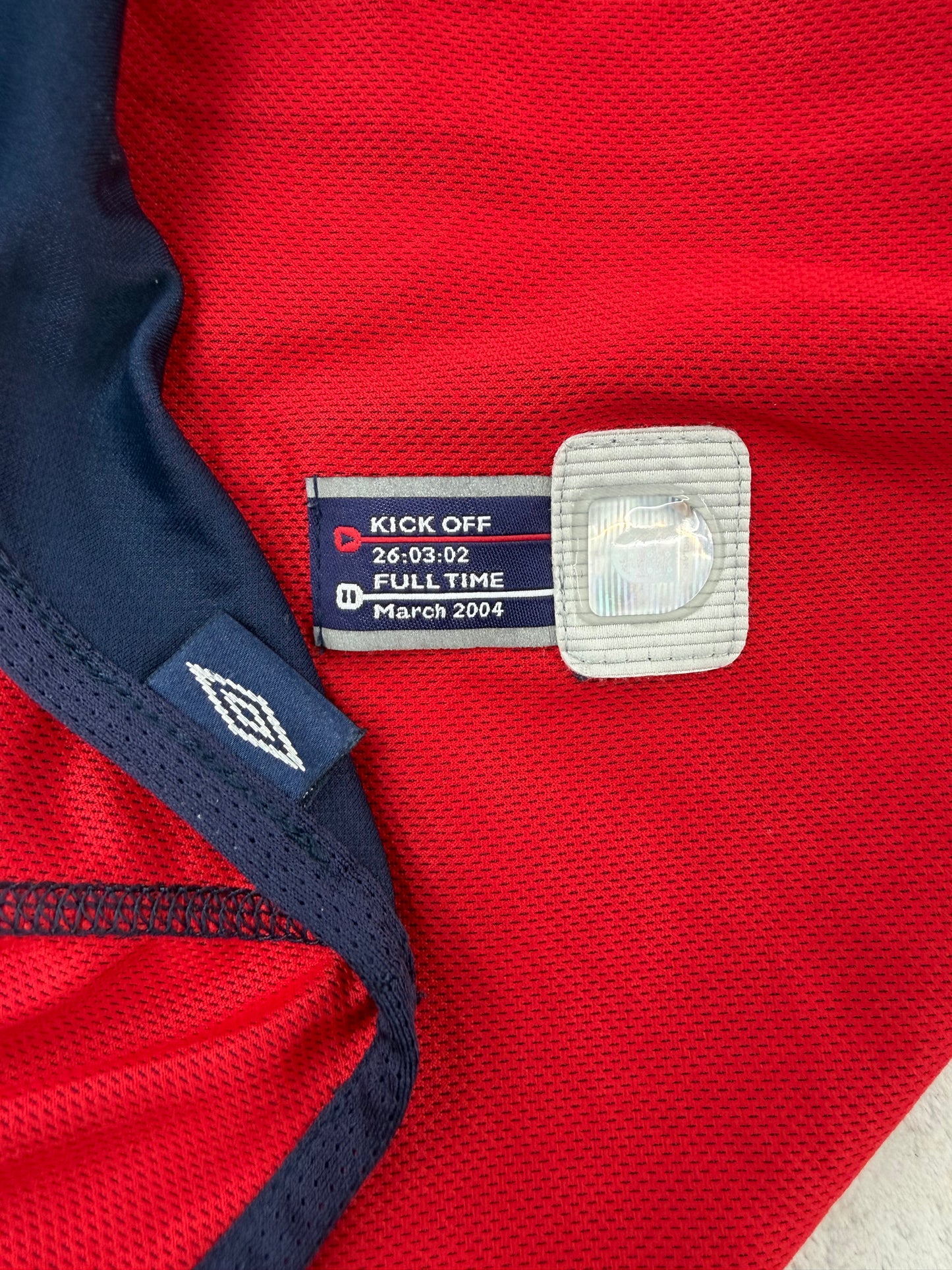 VTG 2004 Umbro England Three Lions Red Reversible Training Jersey Blue L