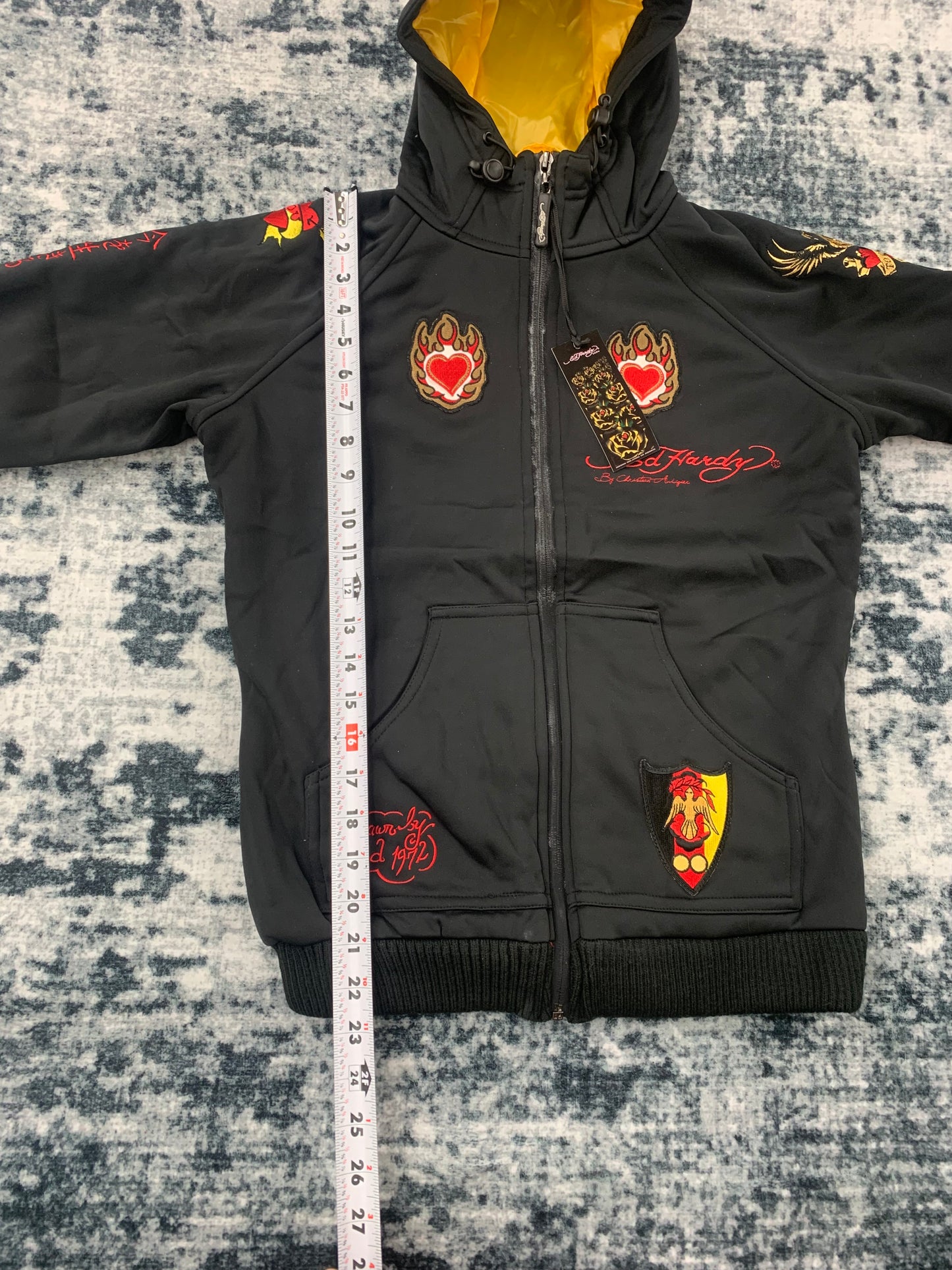 2000s Ed Hardy hoodie jacket women’s size S/M/L