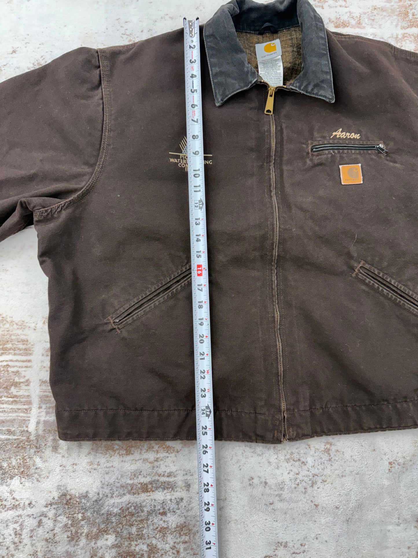 Vtg Carhartt Jacket Men’s size 2XL ( fit size XL)