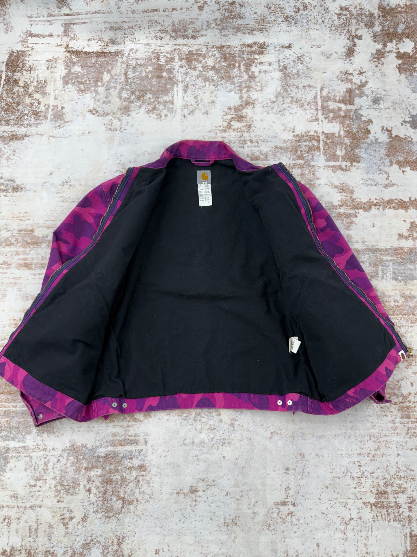 Vintage Carhartt x Bape Detroit jacket sizs XL( fit size L )