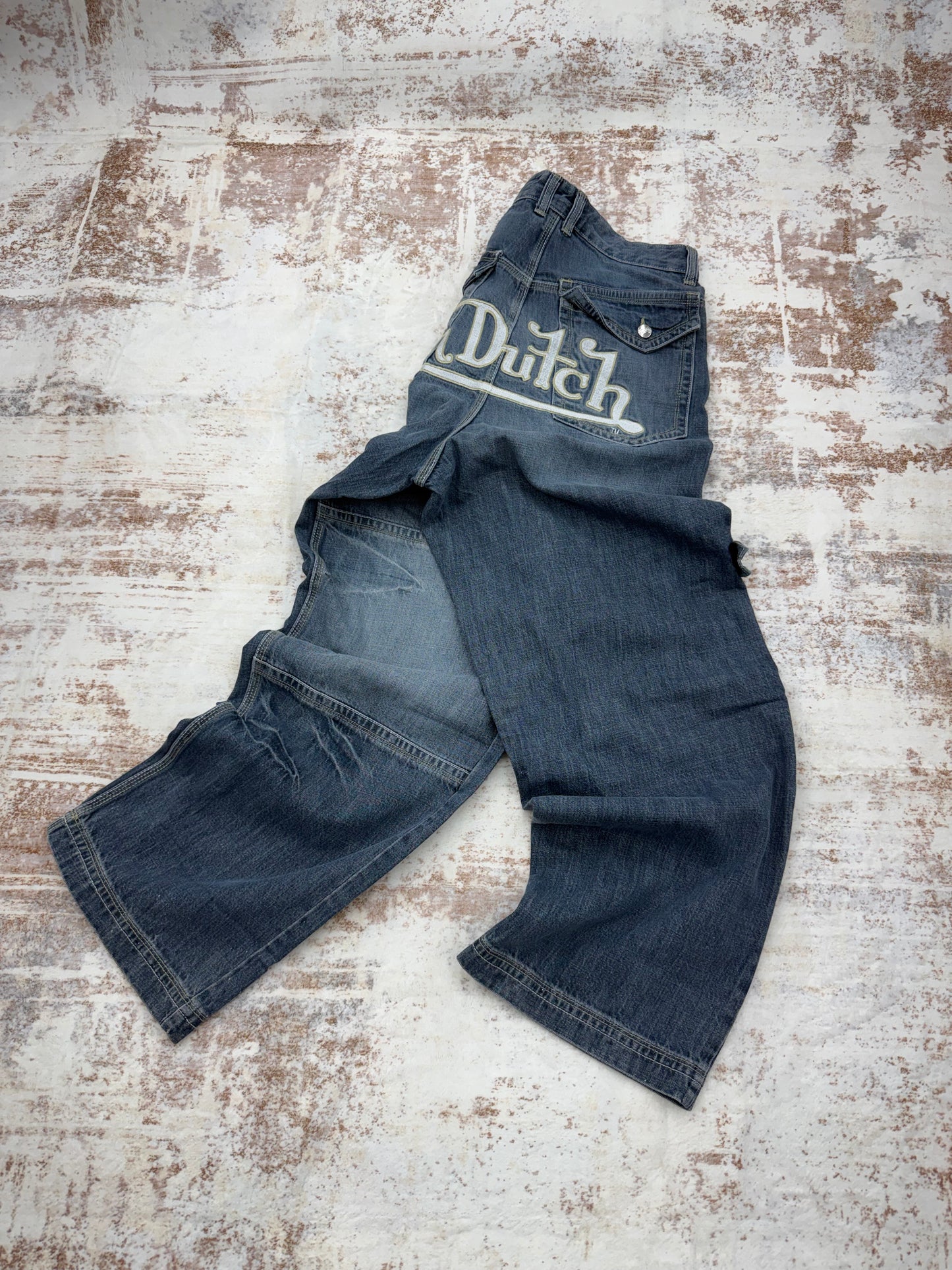( NEW ) von dutch × bershka supper baggy jeans size ( 29/30/31/32/34)