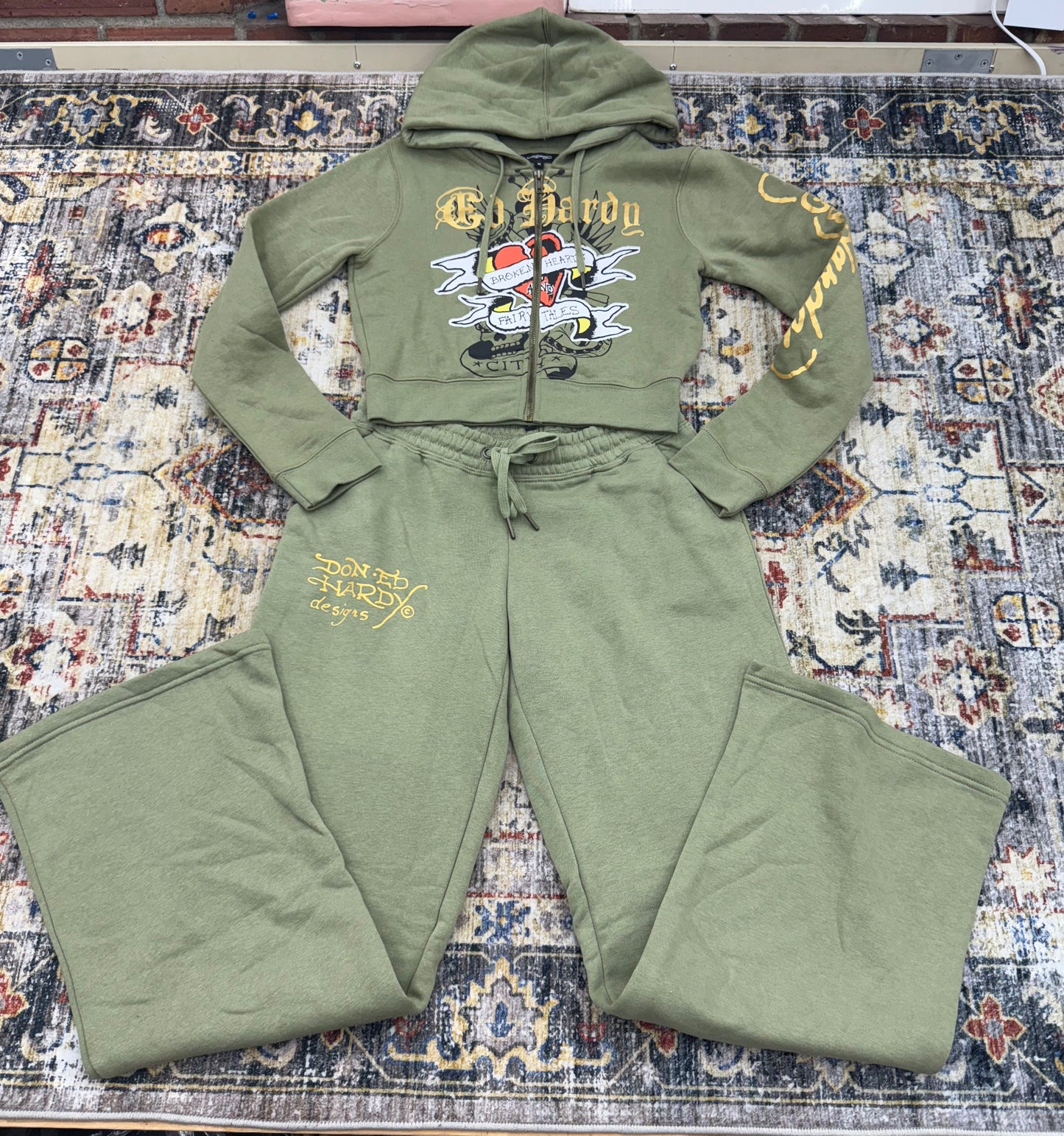 Ed hardy tracksuit sets ❤️ size (XS/XL) use