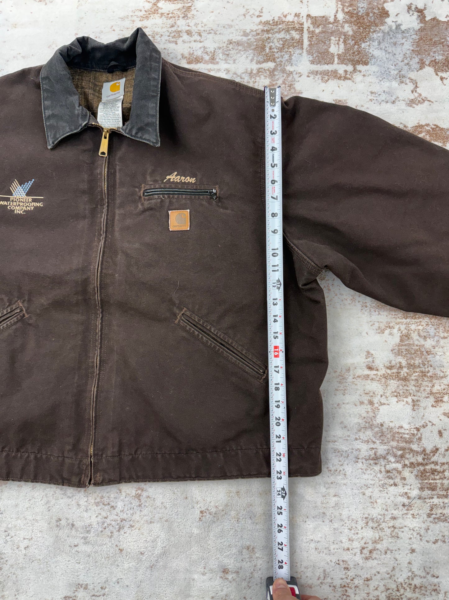 Vtg Carhartt Jacket Men’s size 2XL ( fit size XL)
