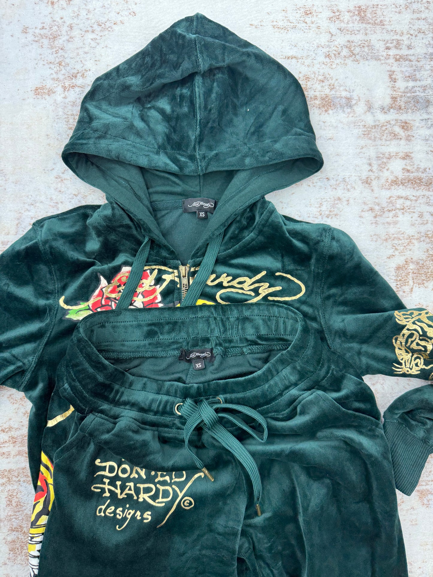 (New) ed hardy tracksuit sets ❤️ size ( XS/M/L/XL)