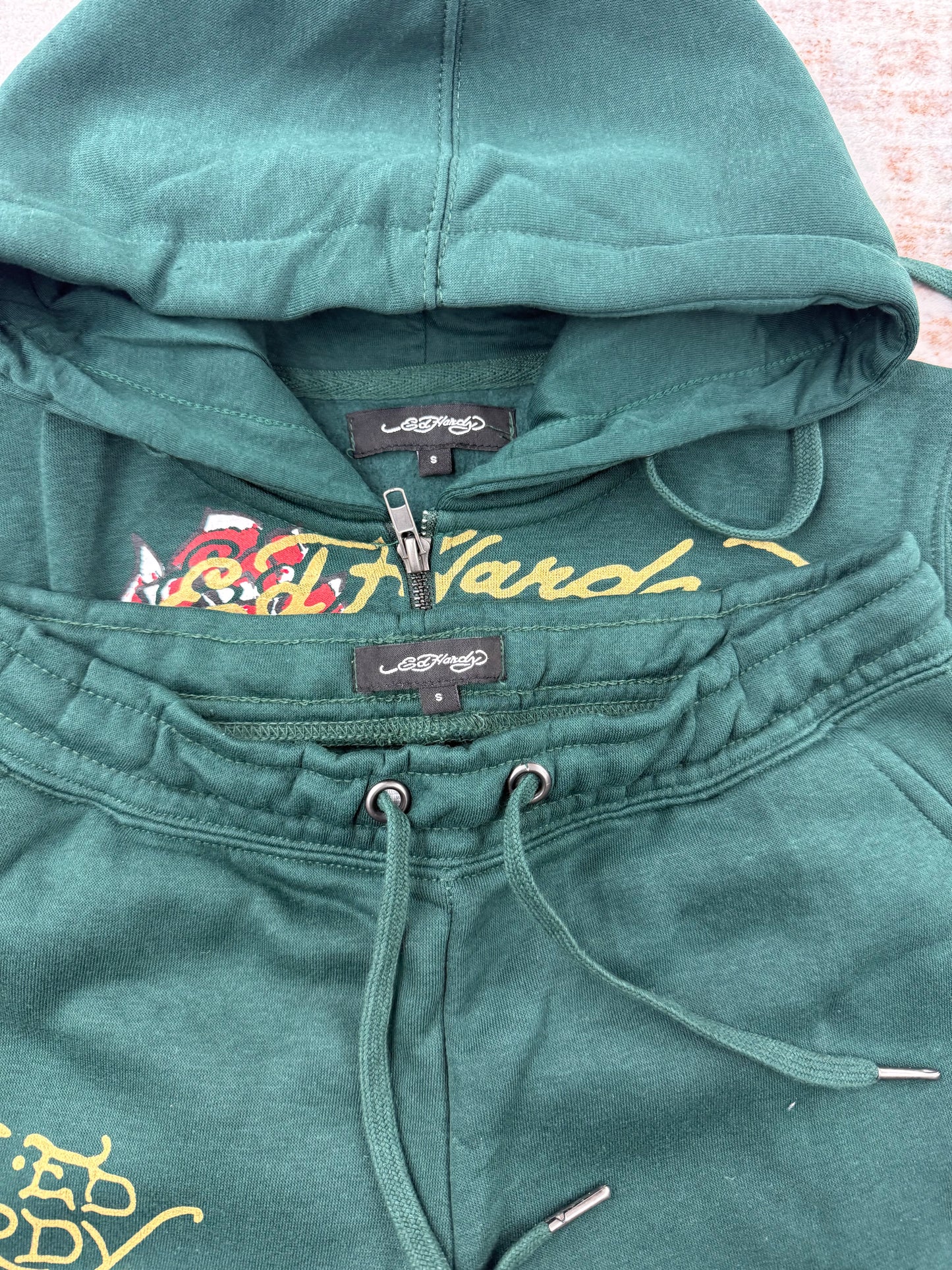 Y2k ed hardy tracksuit set size XS/S/M/L( like new)