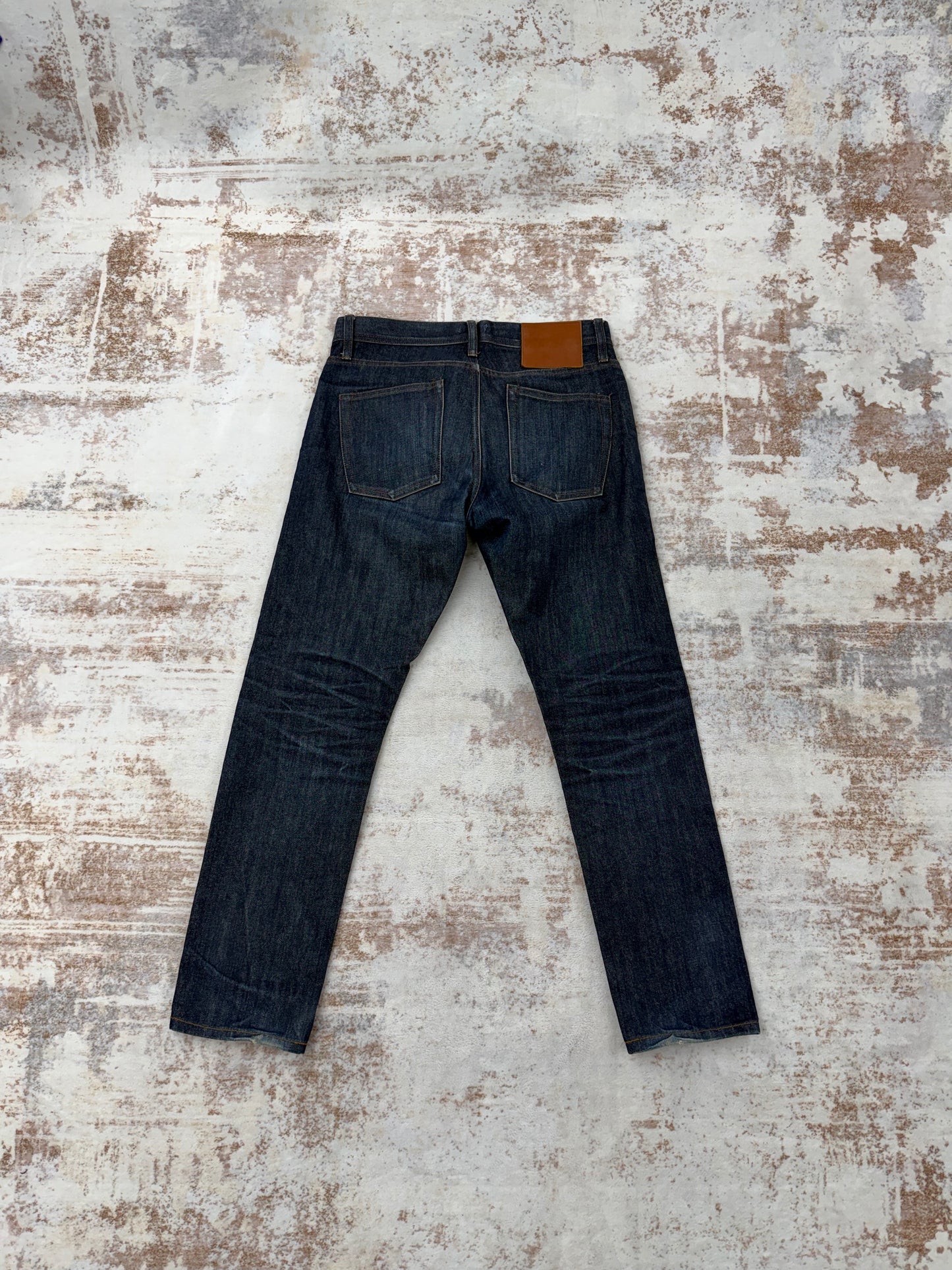 men’s vintage Dark wash slim fit jeans 31