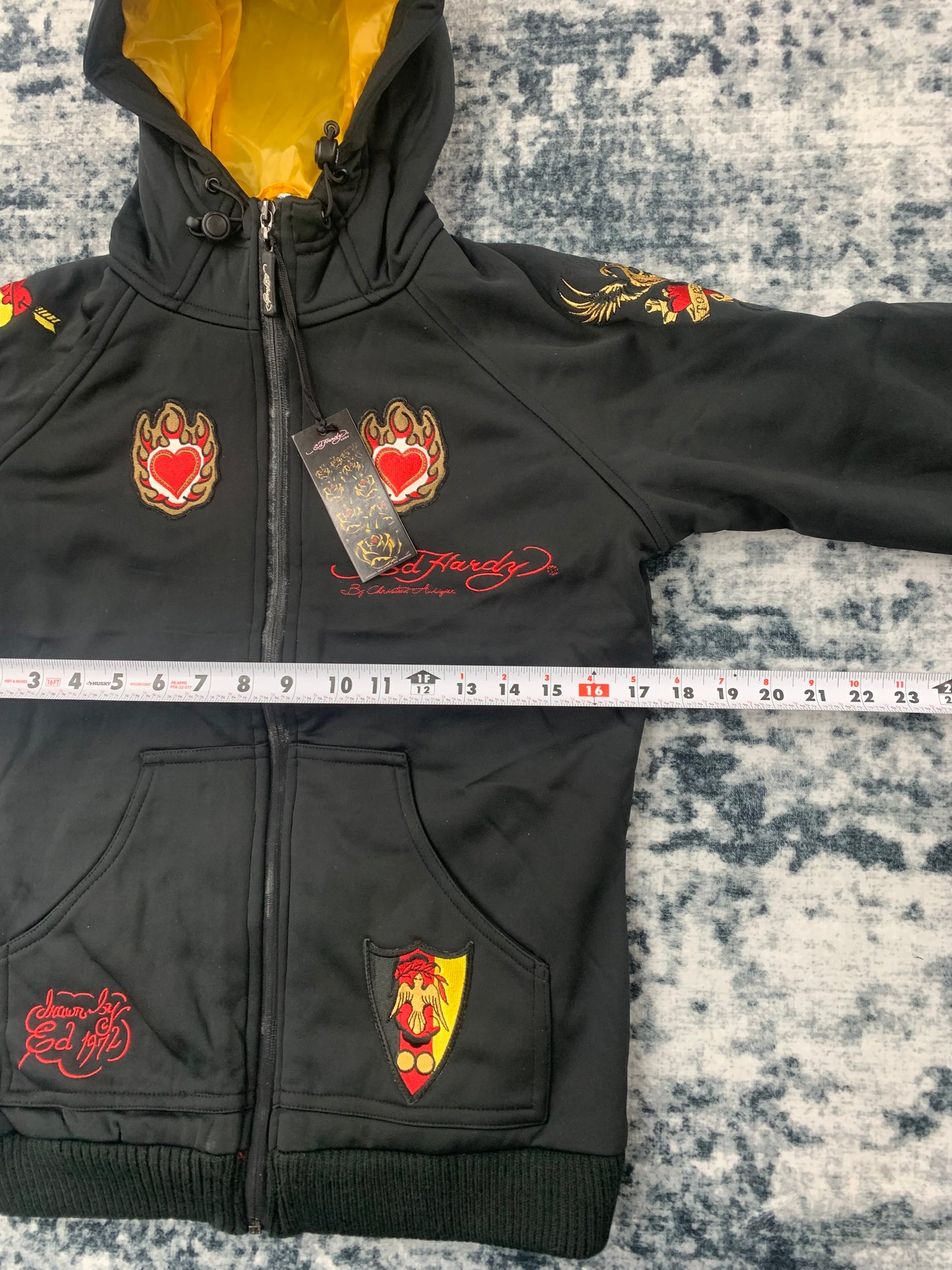 2000s Ed Hardy hoodie jacket women’s size S/M/L