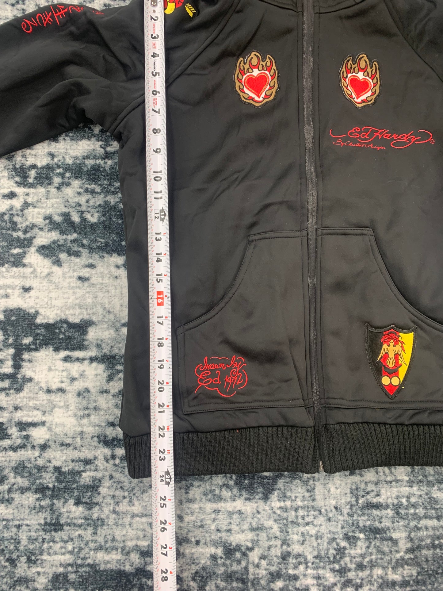 2000s Ed Hardy hoodie jacket women’s size S/M/L