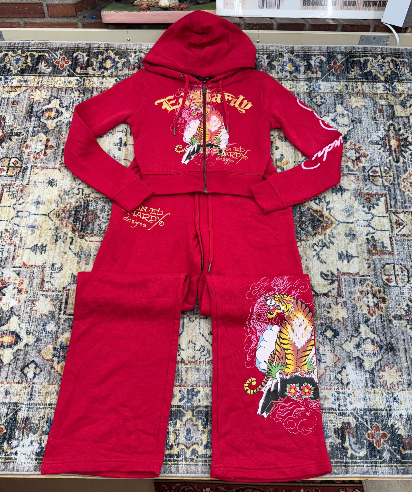 Ed hardy tracksuit sets ❤️ size (M) use
