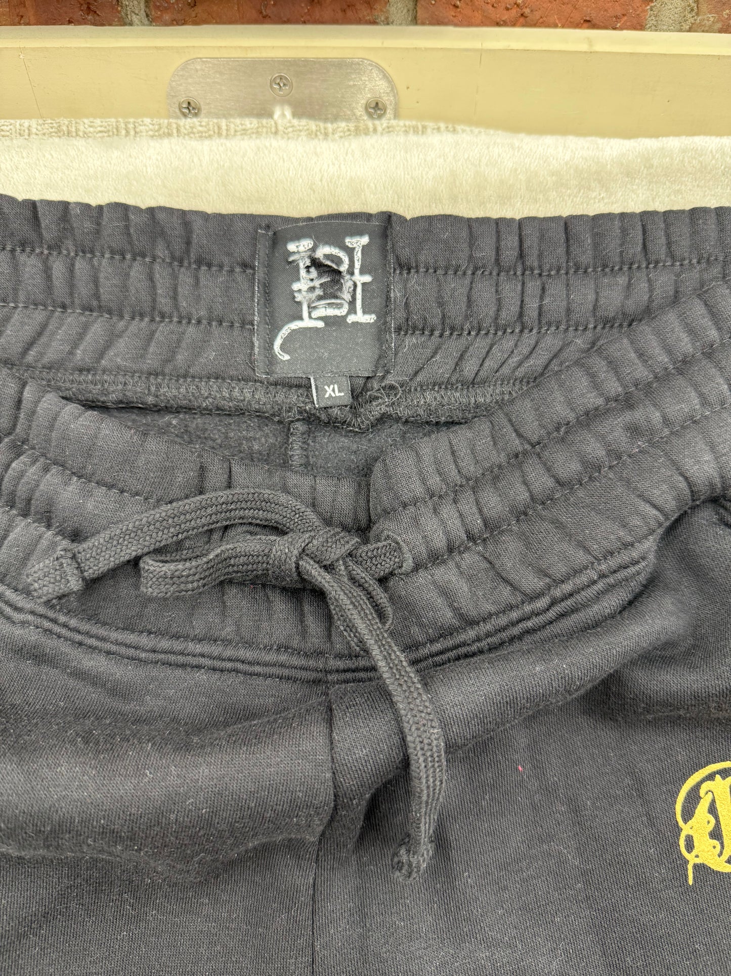 Y2k ED hardy sweatpants womens size ( XL ) USE