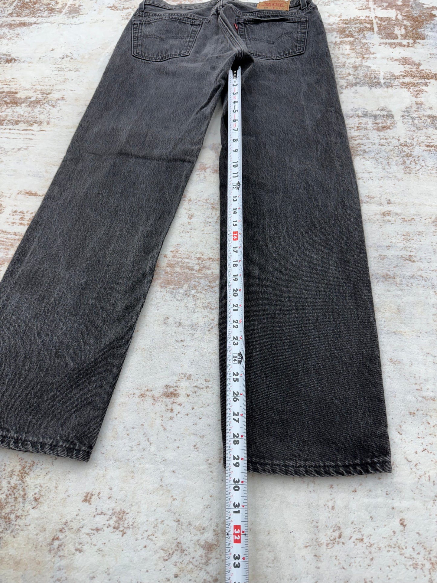 Vintage Levis 501 size 36x32 Jeans