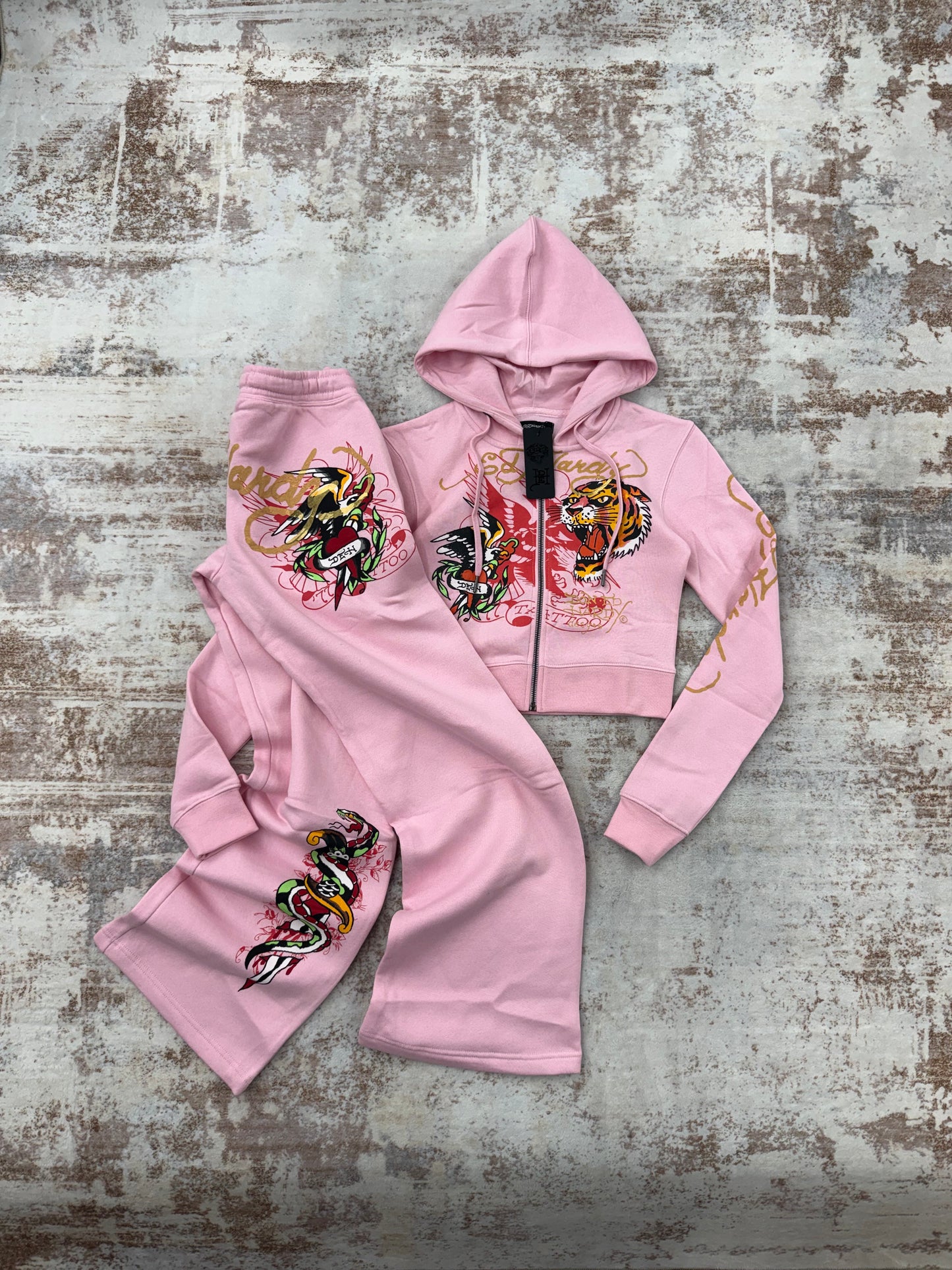 Y2k ed hardy tracksuit set size XS/S/M/L( like new)