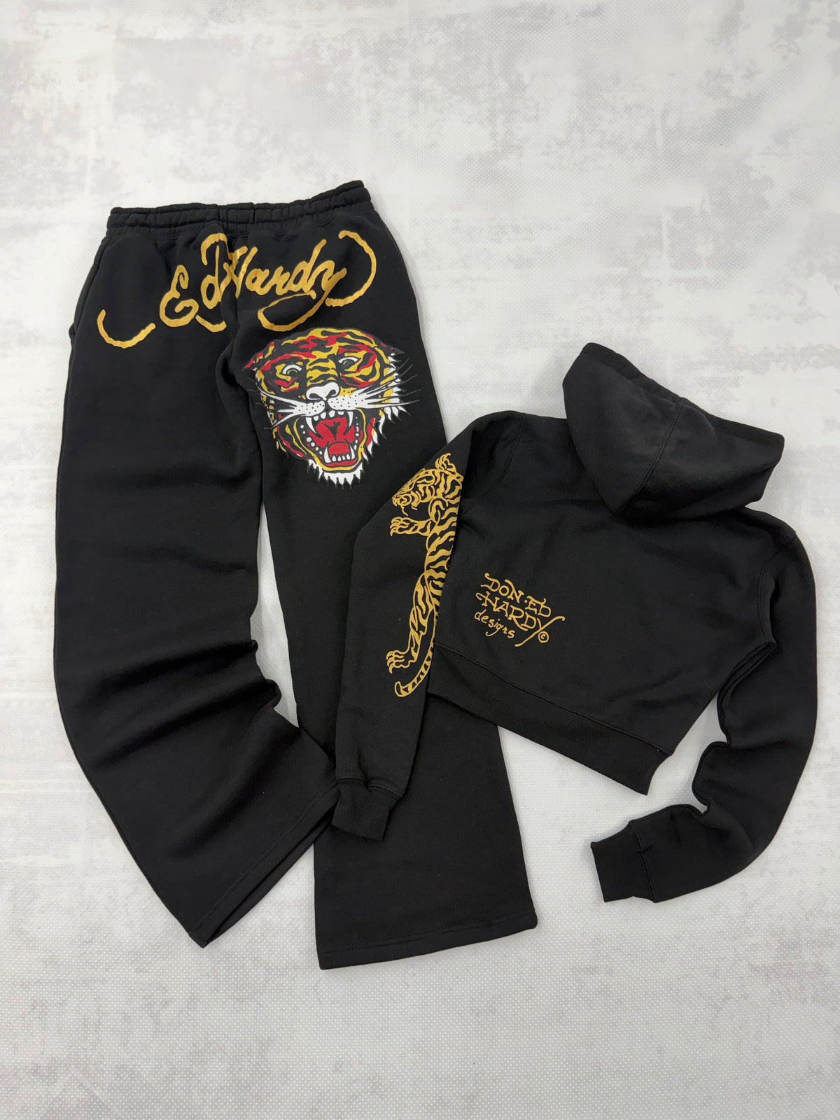 Ed Hardy Tracksuit Set • Y2K Style • Size XS/S/M( like new)