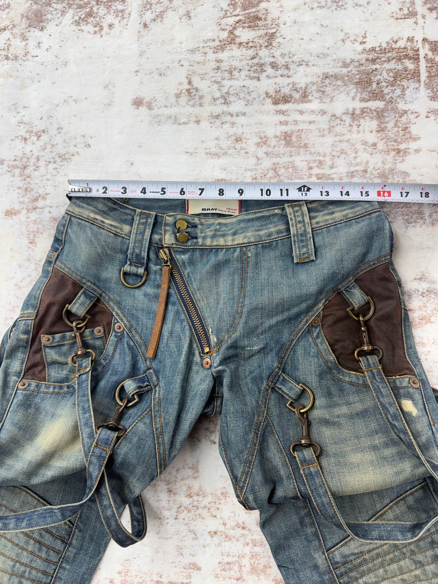 y2k vintage jeans women's size 32  ( used) 032