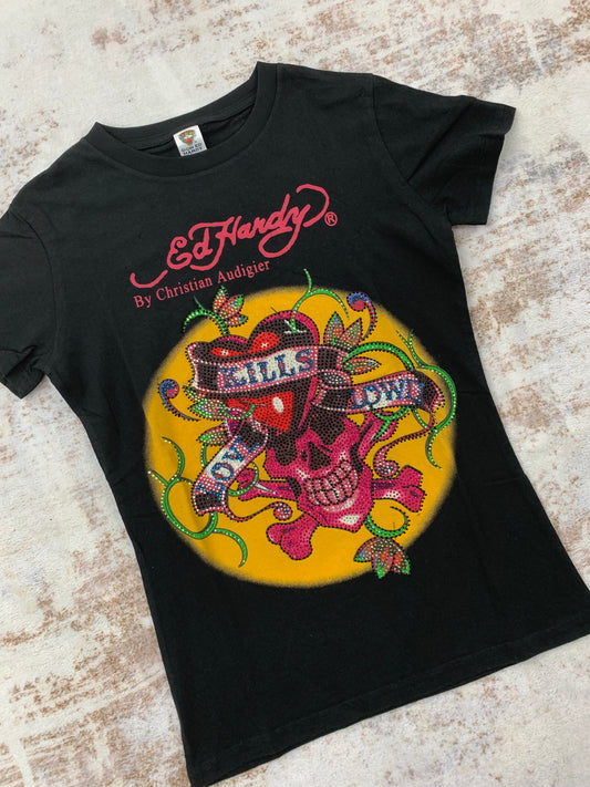 2000s Ed Hardy Christian Audigier Vintage Graphic Tees size ( S/M/L) (New tags)