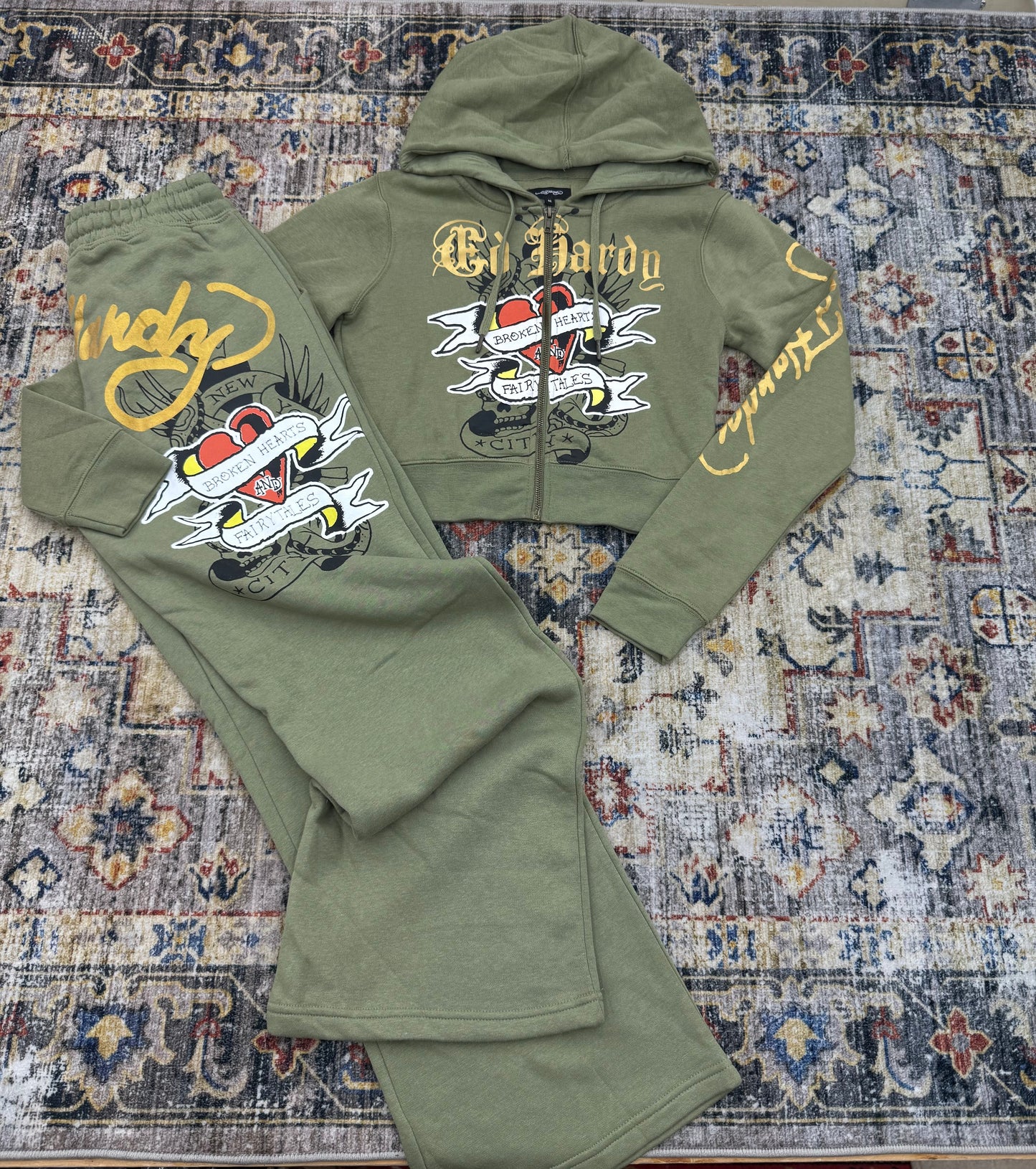 Ed hardy tracksuit sets ❤️ size (XS/XL) use