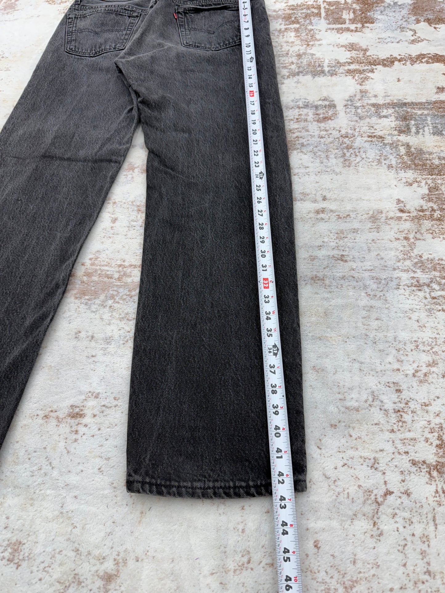 Vintage Levis 501 size 36x32 Jeans