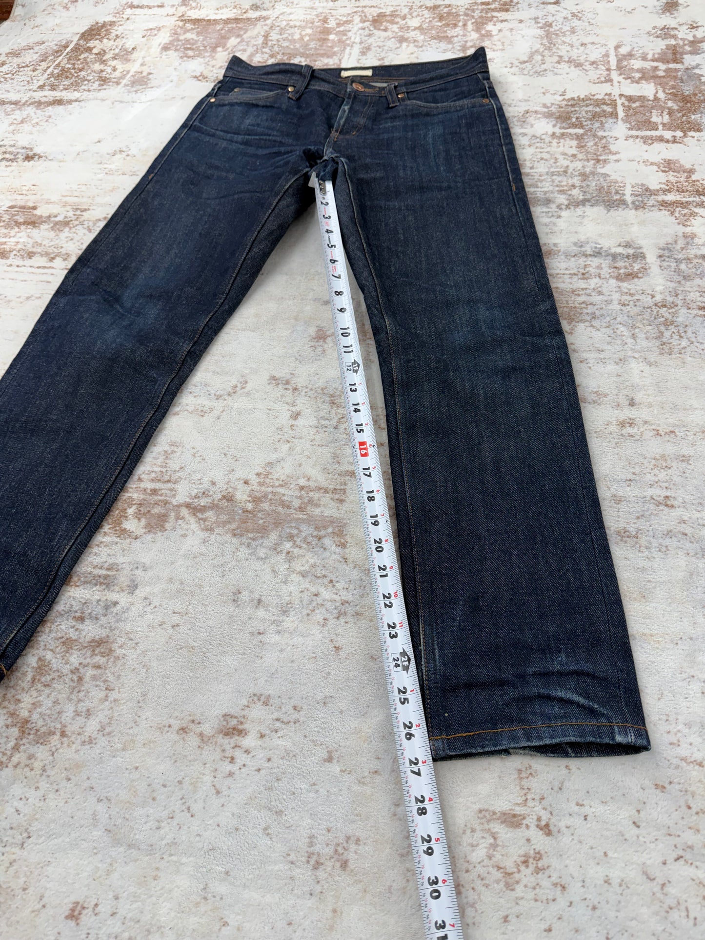 men’s vintage Dark wash slim fit jeans 31