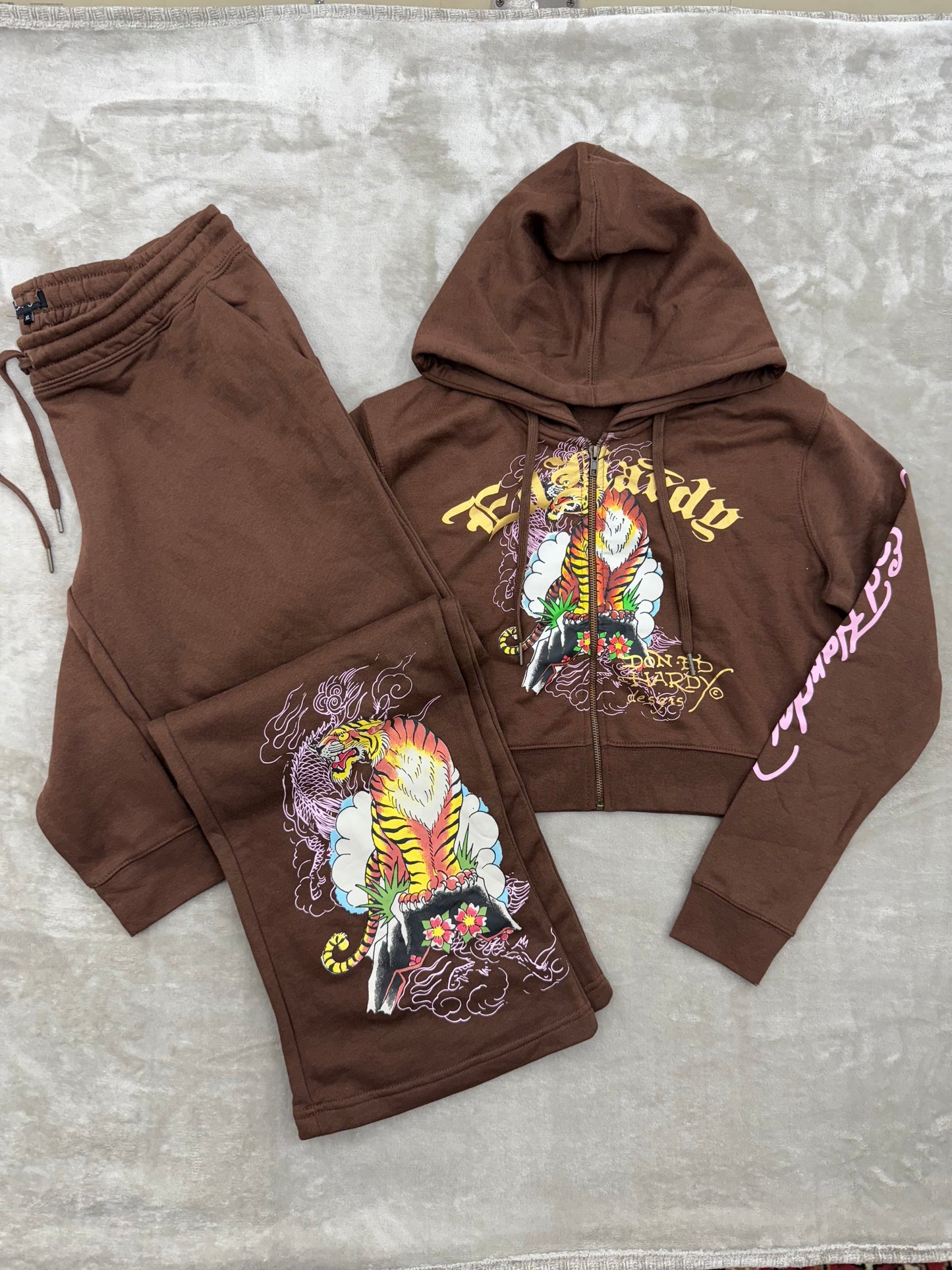 Ed hardy tracksuit sets ❤️ size ( XL ) use