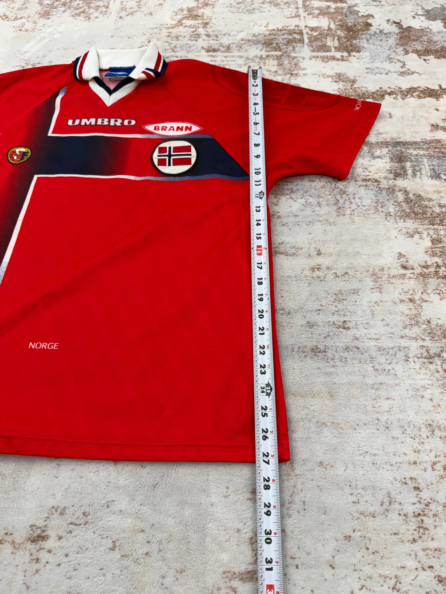 90s Vintage Umbro Soccer Jersey Red Size L