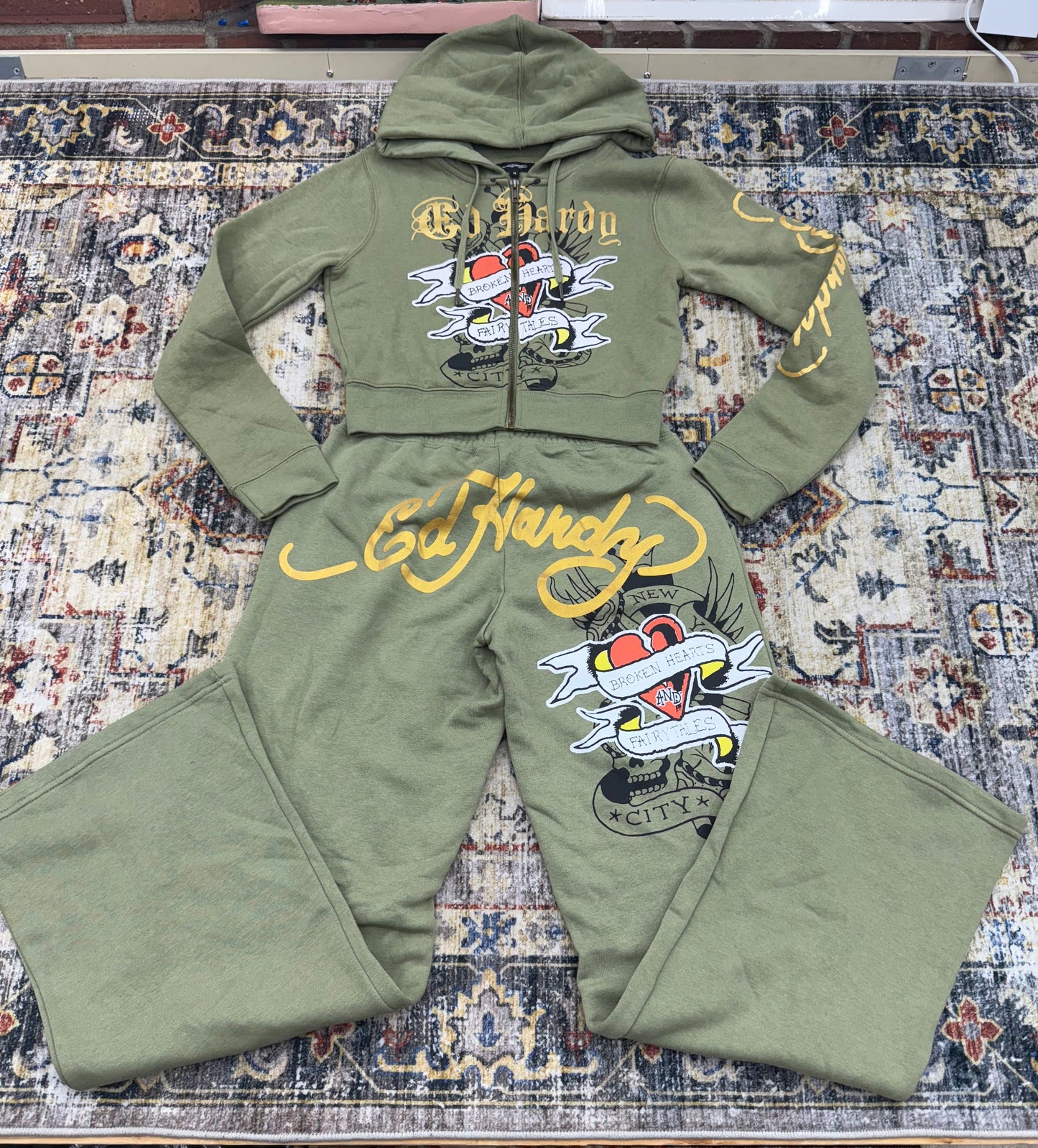 Ed hardy tracksuit sets ❤️ size (XS/XL) use