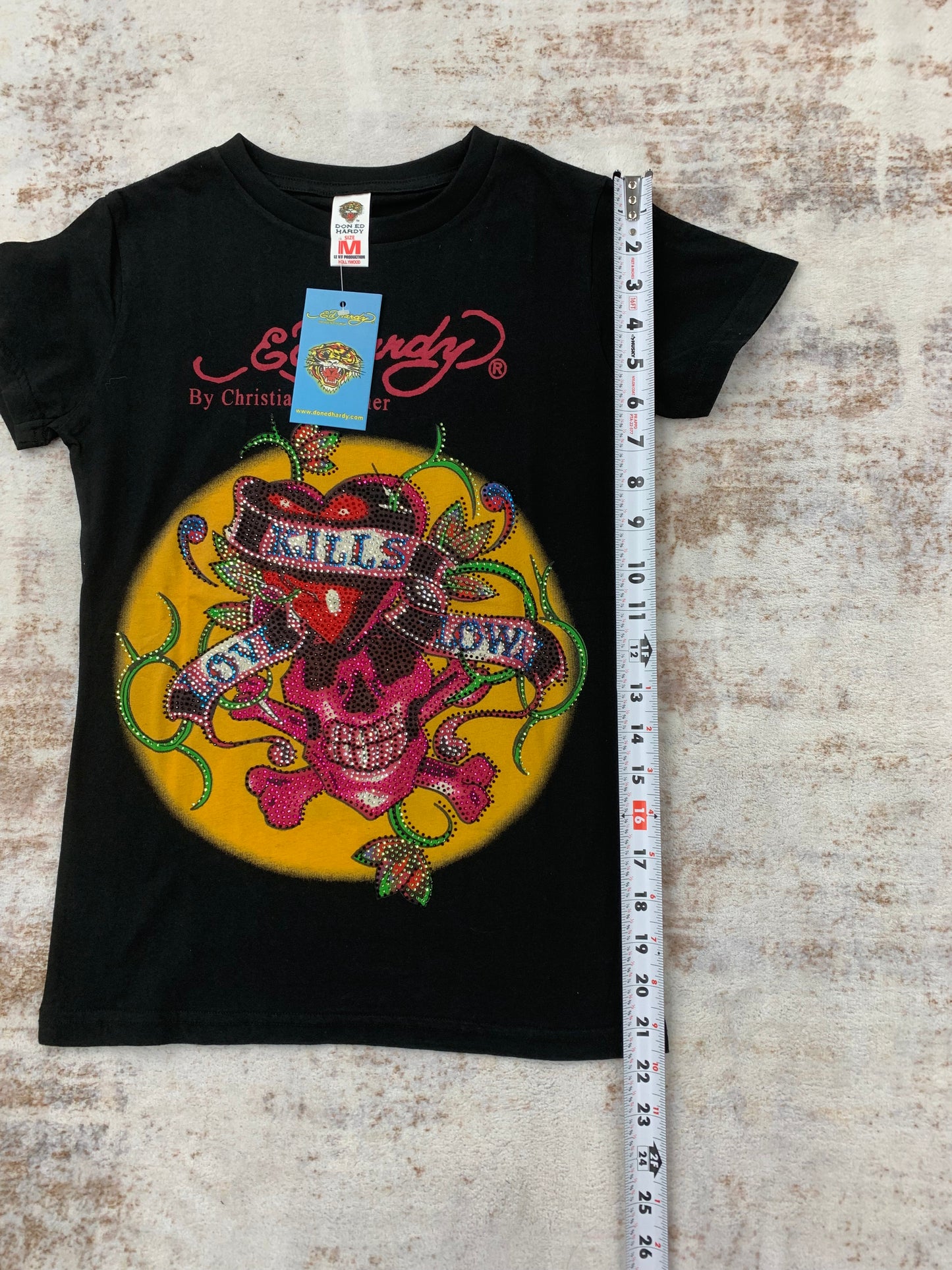 2000s Ed Hardy Christian Audigier Vintage Graphic Tees size ( S/M/L) (New tags)